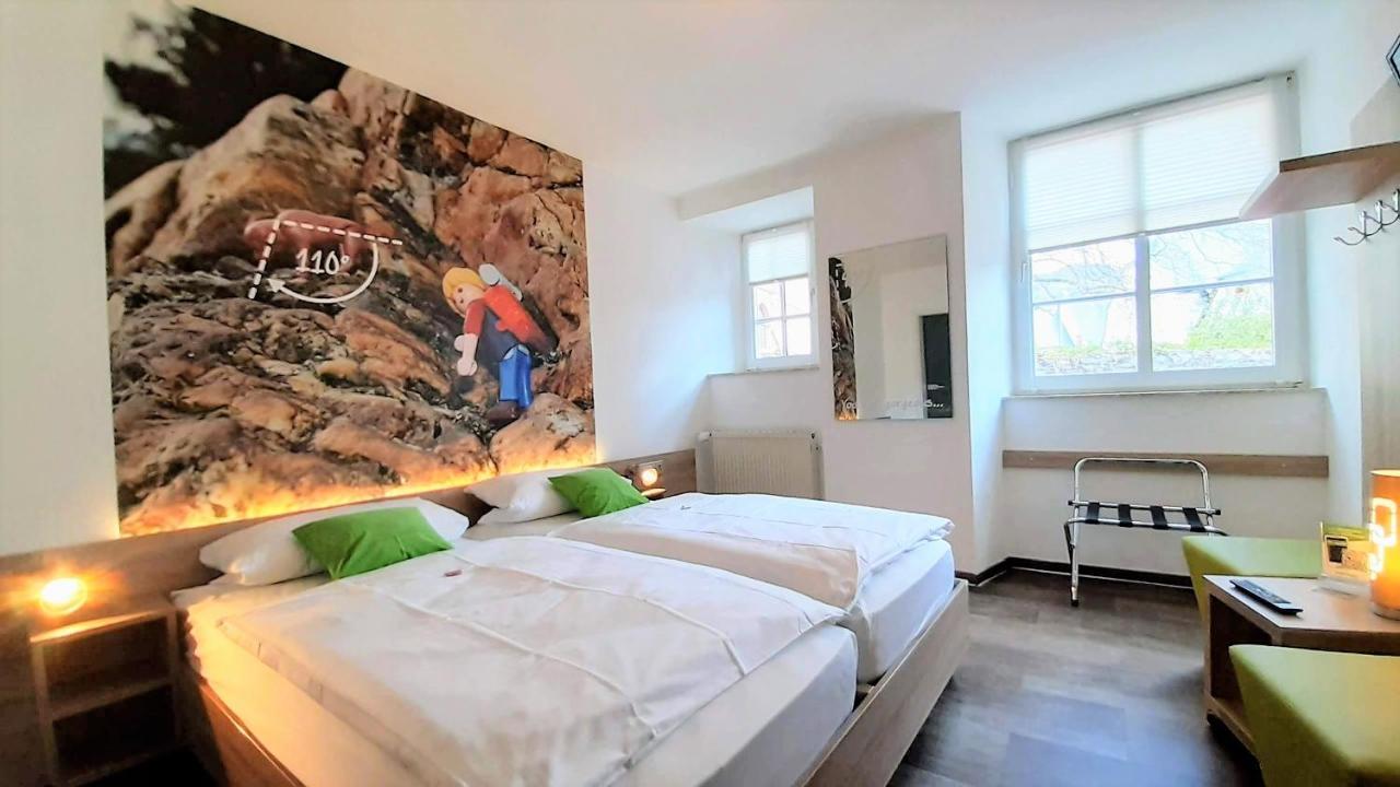 Winkelwerkstatt Hotel Krov Exterior photo