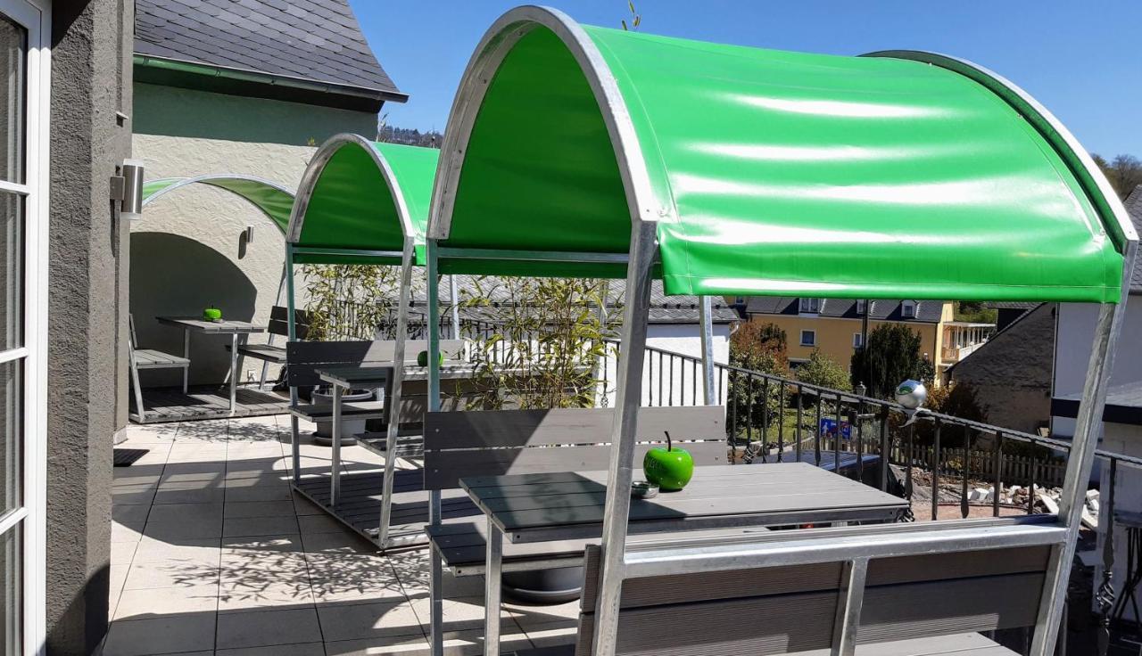 Winkelwerkstatt Hotel Krov Exterior photo